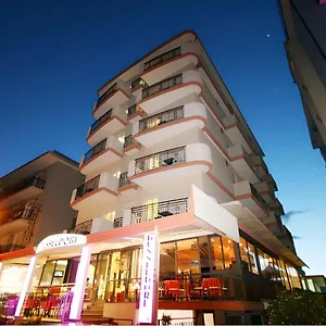 *** Hotel Dusseldorf Italien
